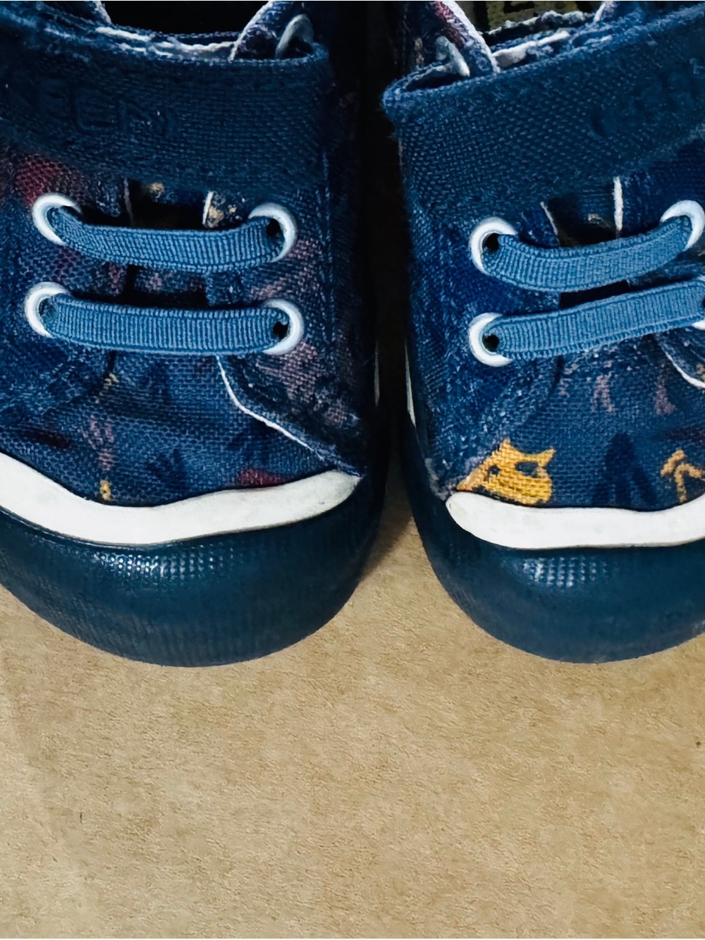 Keen Kids' Navy Canvas Hook-and-Loop Sneakers blue dinosaur toddler 5 EU 22
